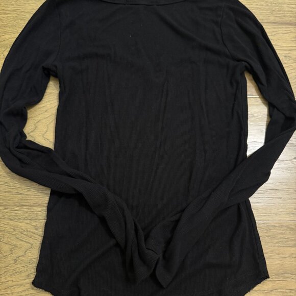 Joah Brown ribbed knit main long-sleeve split front henley top - Picture 6 of 6